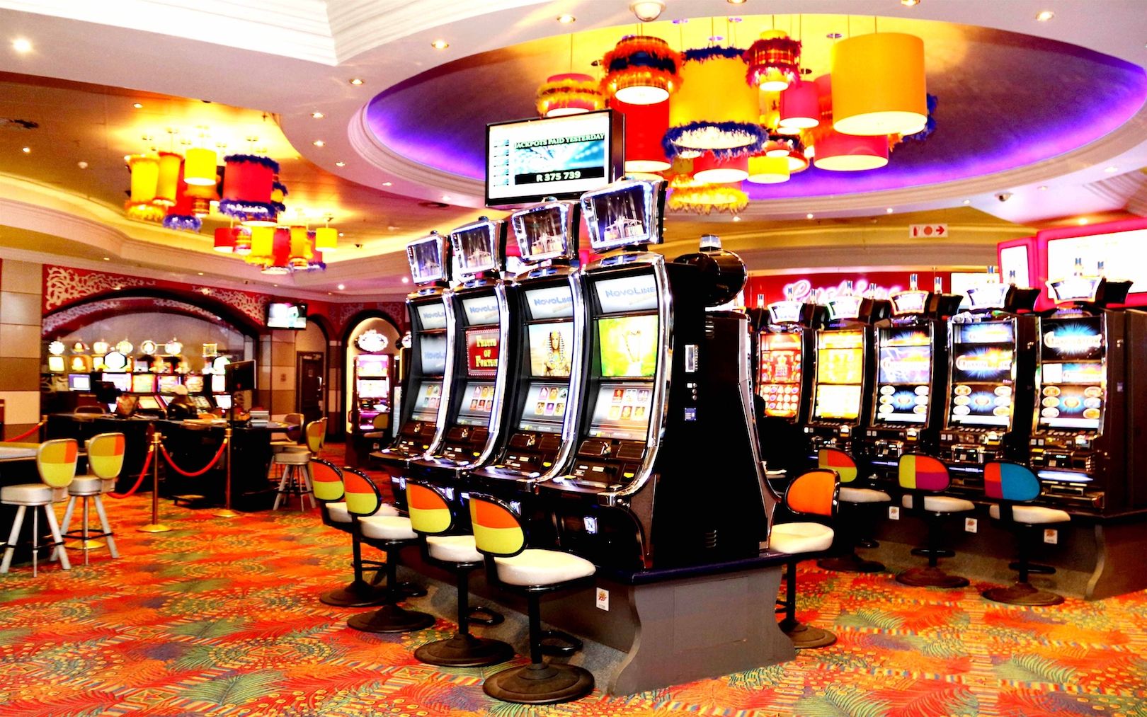 Royal Flush'ta Yüksek Oranda Kazanma Stratejileri
